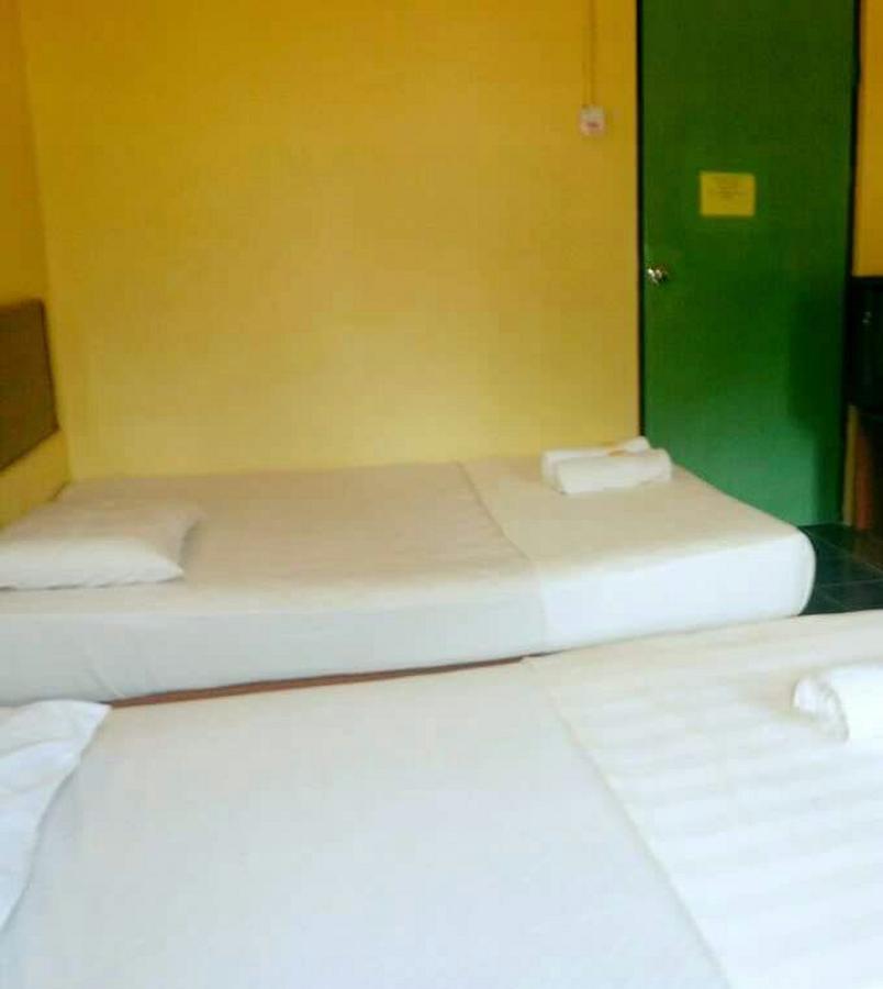 De Chempedak Guesthouse 6 & 7 Kampong Baru Экстерьер фото