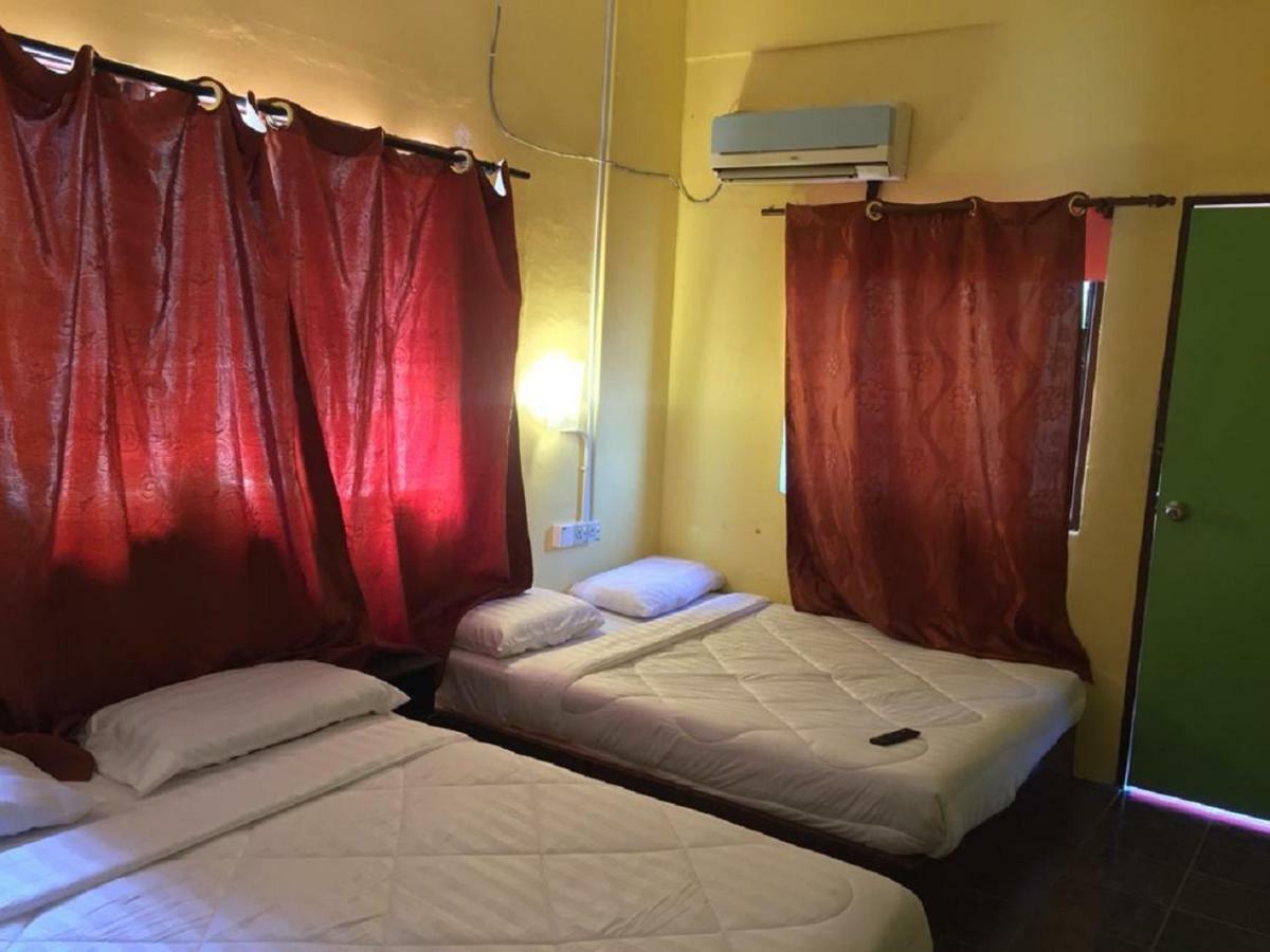 De Chempedak Guesthouse 6 & 7 Kampong Baru Экстерьер фото